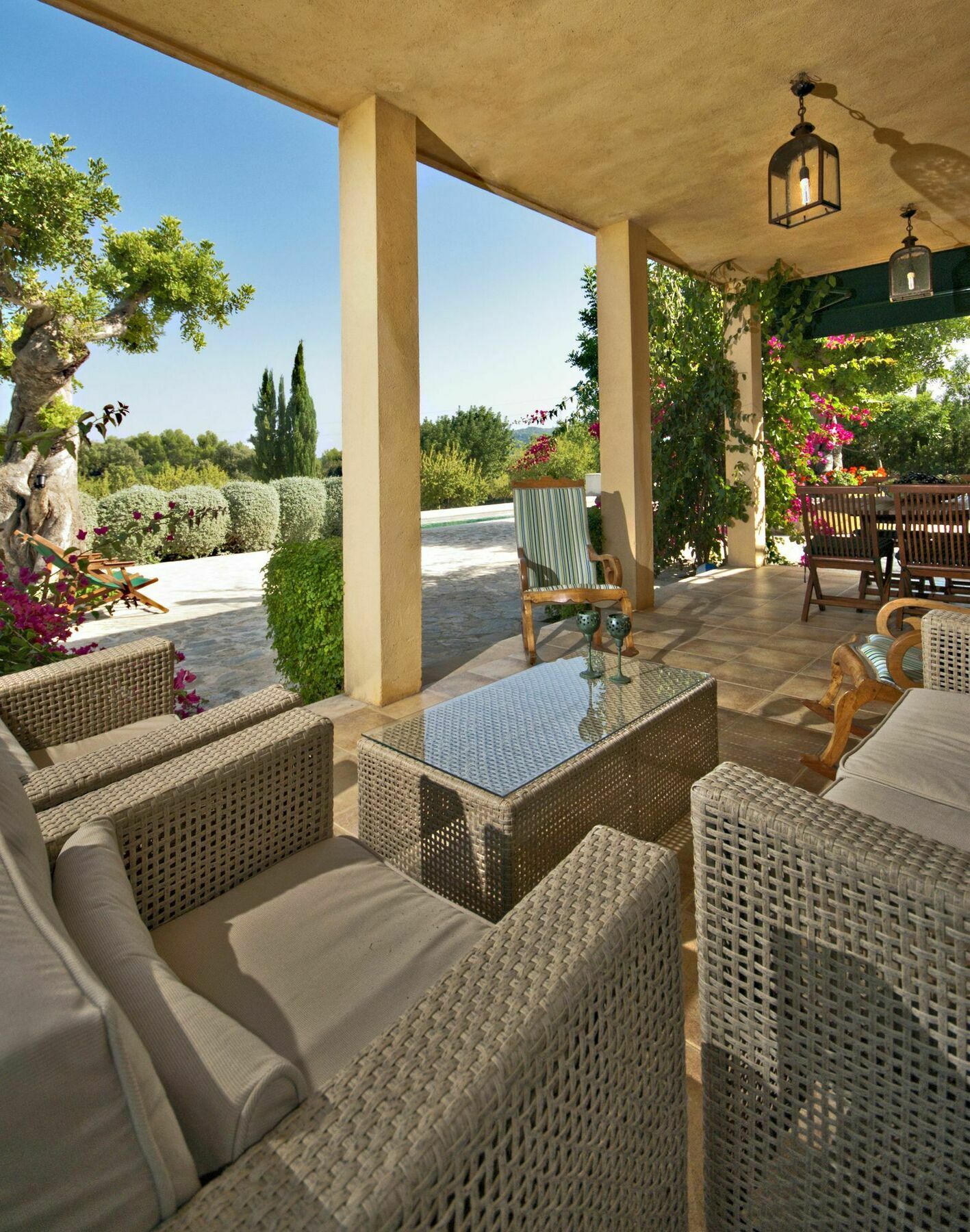 Alzina Villa *