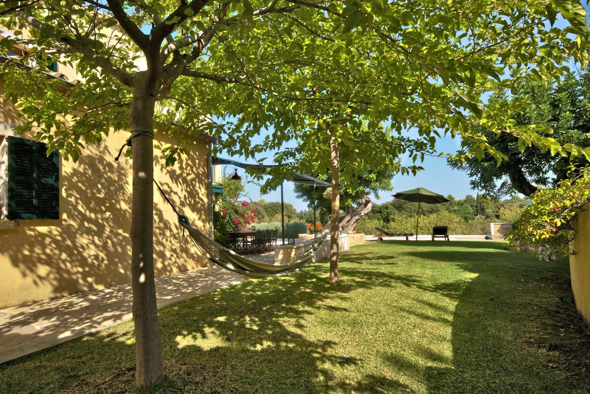 Alzina Villa