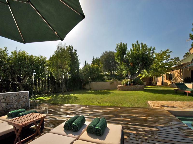 Alzina Villa